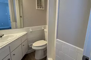 311 E 31st St, Austin, TX 78705 - Photo 7