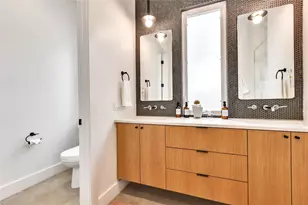 506 Powell Cir, Austin, TX 78704 - Photo 29