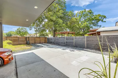 506 Powell Circle, Austin, TX 78704 - Photo 11