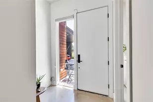 506 Powell Cir, Austin, TX 78704 - Photo 15