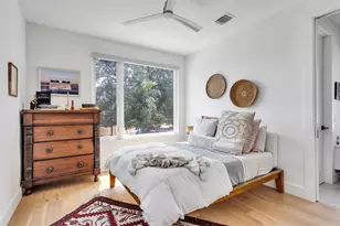 506 Powell Cir, Austin, TX 78704 - Photo 33