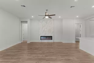 1129 Pansy Trl, Georgetown, TX 78628 - Photo 15