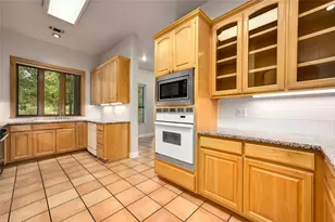 1118 Rustic Ln, Spicewood, TX 78669 - Photo 13