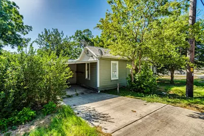 208 W Lockhart Street, Kyle, TX 78640 - Photo 19