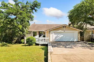 310 Dogie Dr, Horseshoe Bay, TX 78657 - Photo 1