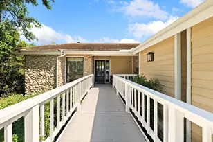 310 Dogie Dr, Horseshoe Bay, TX 78657 - Photo 3
