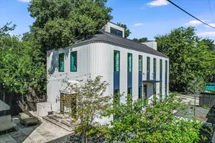 1304 Navasota St, Austin, TX 78702 - Photo 23
