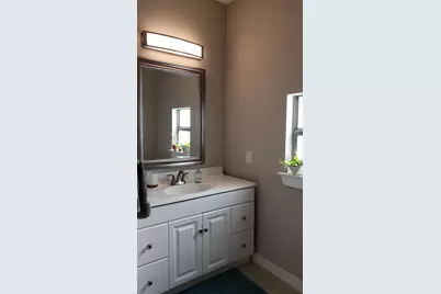 1201 Grove Boulevard #1801, Austin, TX 78741 - Photo 9