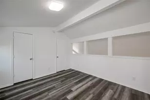 1303 E St Johns Ave, Austin, TX 78752 - Photo 21