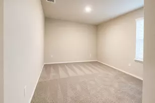 2156 Griffith Dr, Seguin, TX 78155 - Photo 5
