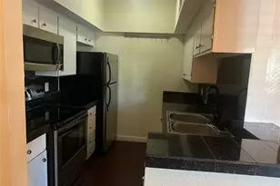 1509 W 39 1/2 St, Austin, TX 78756 - Photo 5