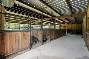 705 Antioch Rd, Paige, TX 78659 - Photo 13