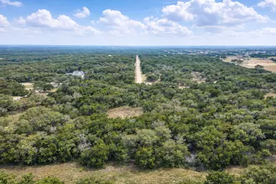3050 Oak Ledge, San Marcos, TX 78666 - Photo 3