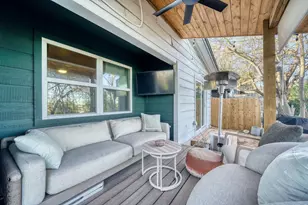 5313 Downs Dr, Austin, TX 78721 - Photo 21