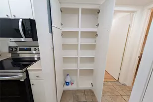 7801 Shoal Creek Blvd, Austin, TX 78757 - Photo 9