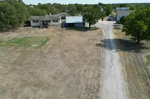 622 Long Hollow Rd, Dale, TX 78616 - Photo 5