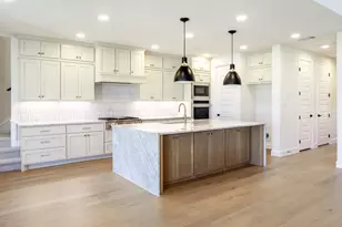 213 Jates Fld Bnd, Liberty Hill, TX 78642 - Photo 7