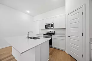 204 Hornet St, Elgin, TX 78621 - Photo 9