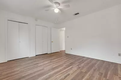 807 Travis Street, Lockhart, TX 78644 - Photo 11