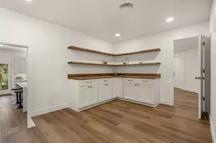 1014 Country Club Rd, Georgetown, TX 78628 - Photo 13