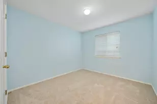 409 Ballentine Ct, Hutto, TX 78634 - Photo 19