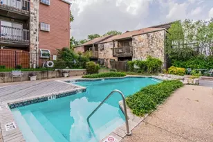 6903 Deatonhill Dr, Austin, TX 78745 - Photo 11