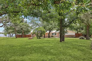 114 Agarita Dr, Burnet, TX 78611 - Photo 3