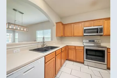 115 N Brown Street, Hutto, TX 78634 - Photo 11