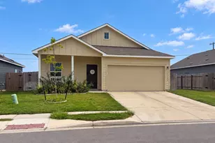 14304 Tordillo Dr, Elgin, TX 78621 - Photo 11