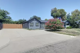 726 Kimbrough St, White Settlement, TX 76108 - Photo 3