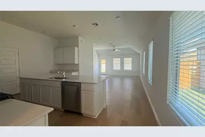 176 Hornet Street, Elgin, TX 78621 - Photo 5