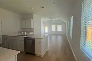 176 Hornet St, Elgin, TX 78621 - Photo 5