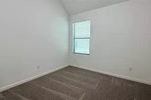 176 Hornet St, Elgin, TX 78621 - Photo 15