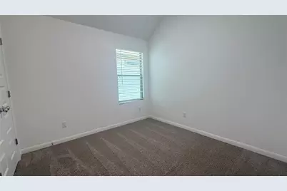 176 Hornet Street, Elgin, TX 78621 - Photo 17