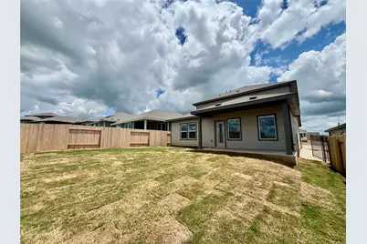 5016 Stockton Lane, Del Valle, TX 78617 - Photo 5