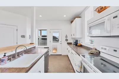 [Address not provided], Thrall, TX 76578 - Photo 13