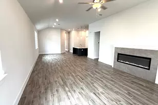 8510 Red Bottle Brush Rd, Lago Vista, TX 78645 - Photo 3