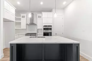 8510 Red Bottle Brush Rd, Lago Vista, TX 78645 - Photo 9