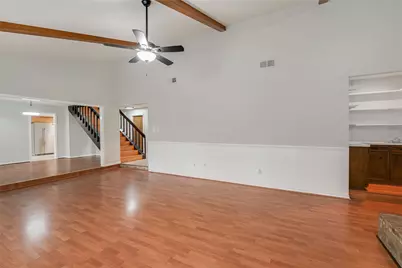 8106 Chainfire Cove, Austin, TX 78729 - Photo 9