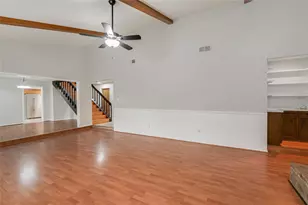 8106 Chainfire Cove, Austin, TX 78729 - Photo 9