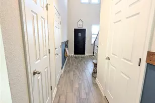 226 Thornless Cir, Buda, TX 78610 - Photo 17