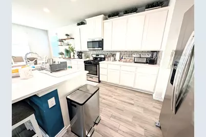 226 Thornless Circle, Buda, TX 78610 - Photo 7