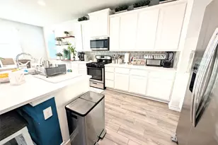 226 Thornless Cir, Buda, TX 78610 - Photo 7