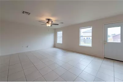 7409 Elk Pass Drive, Austin, TX 78744 - Photo 7