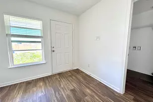 4130 Trail de Paris, New Braunfels, TX 78132 - Photo 3