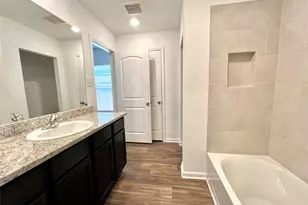 4130 Trail de Paris, New Braunfels, TX 78132 - Photo 15