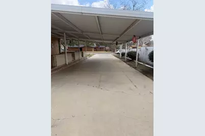 600 Pecan Avenue, Luling, TX 78648 - Photo 15