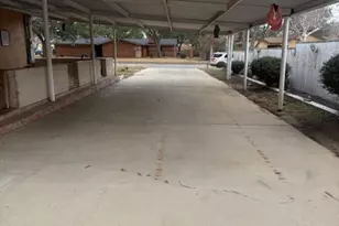 600 Pecan Ave, Luling, TX 78648 - Photo 15