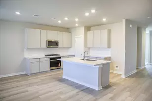 239 Red Tail Hawk Ln, Cedar Creek, TX 78612 - Photo 5