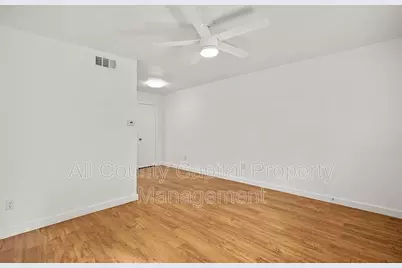 502 W 35th Street #105, Austin, TX 78705 - Photo 3